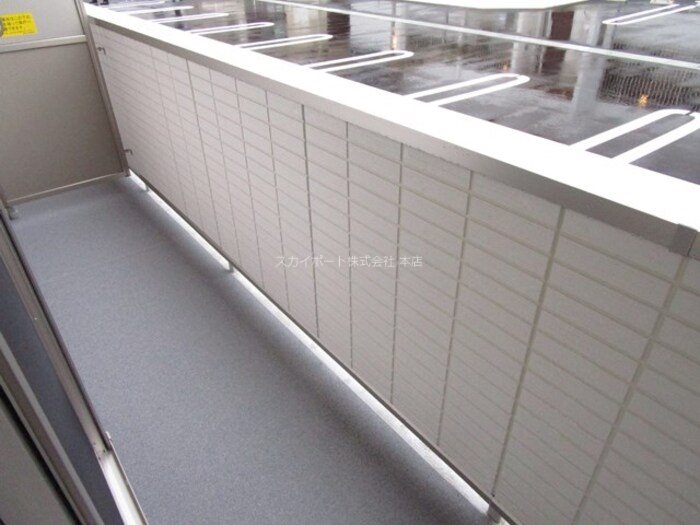 ぴりか／ひより　ぴりか ベランダ