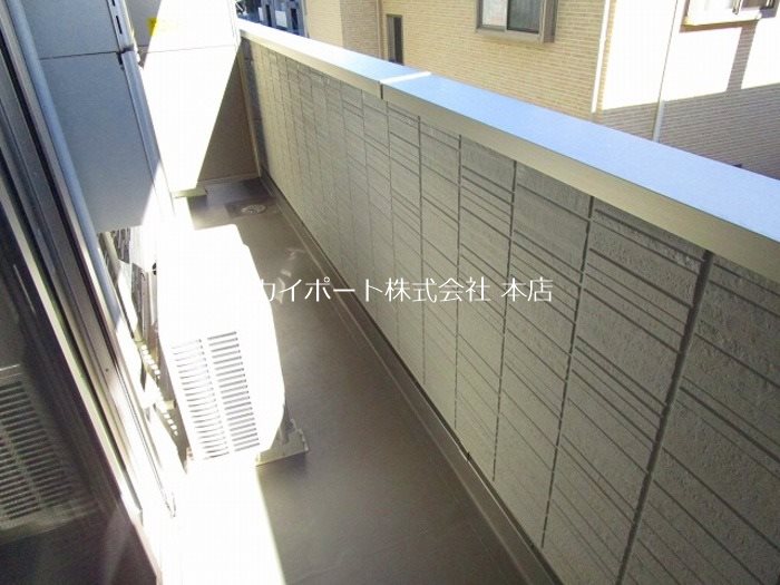 ぴりか／ひより　ひより ベランダ