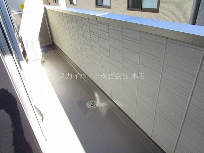 ぴりか／ひより　ひより ベランダ