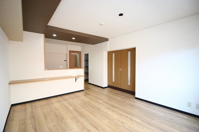 サンパーラ松本 リビング