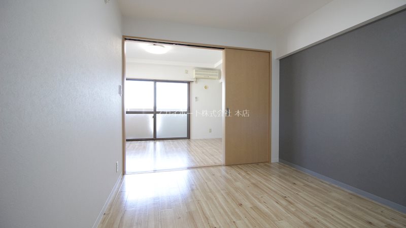 フォルシュ ベッドルーム