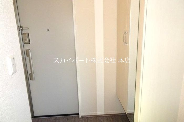 リュミエール 玄関