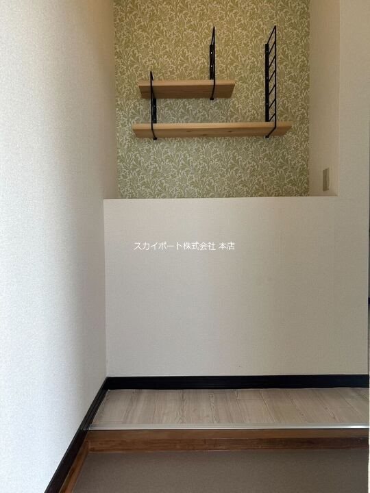 レジデンスタケダ 玄関