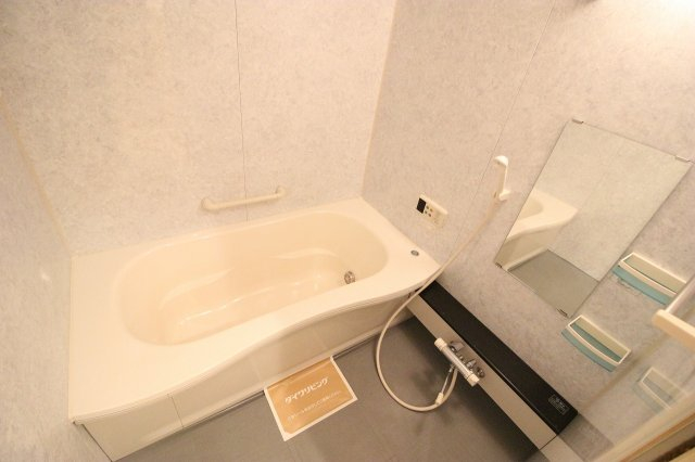 D-room高丘西 風呂画像