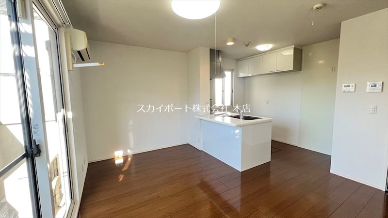 ウィルモア幸 リビング