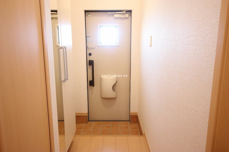 メゾンクレールⅠ 玄関