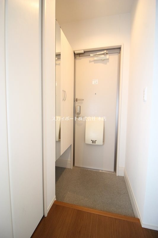 棒屋第９住吉ハイツＢ 玄関
