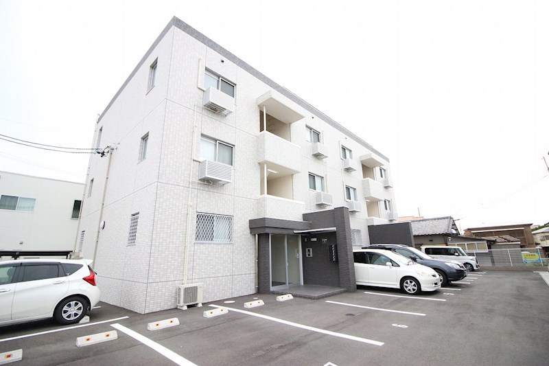 ル・リオン泉 外観