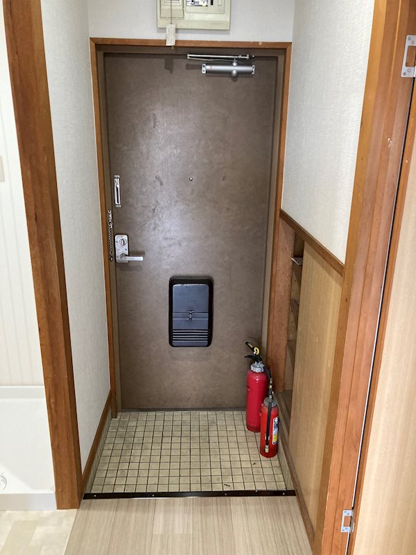 キャピターレ 玄関