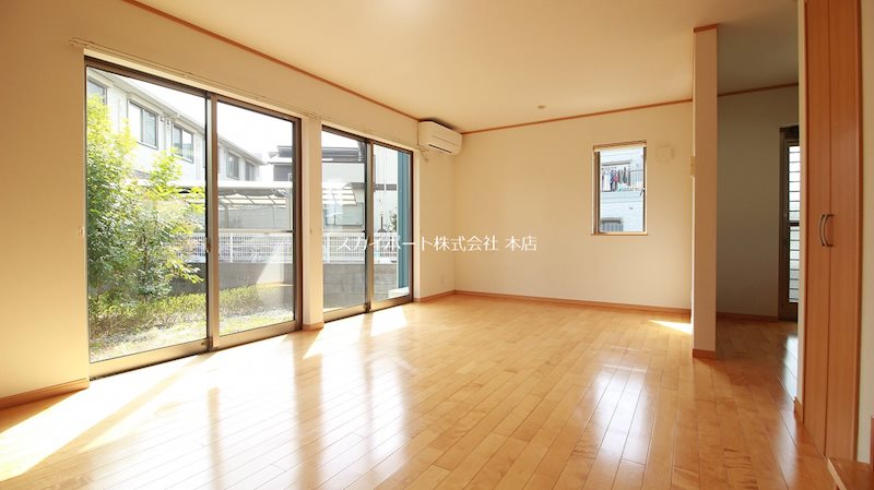 REO その他25