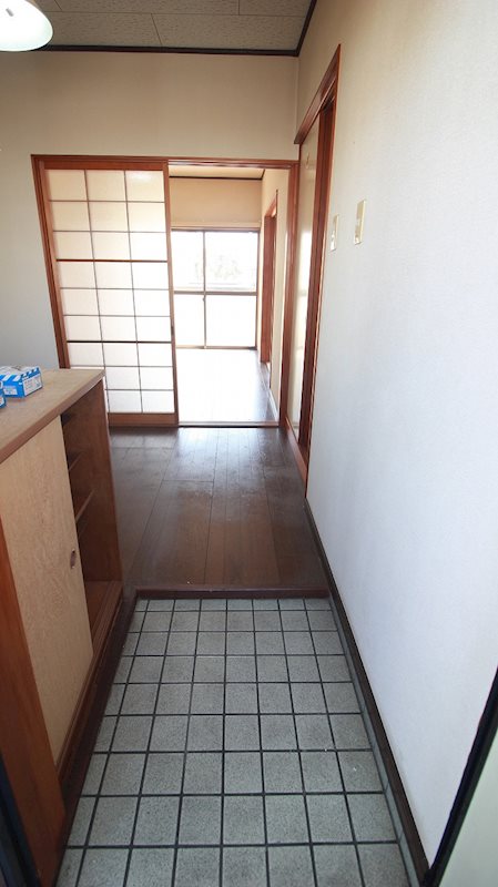 花島ハイツ 玄関