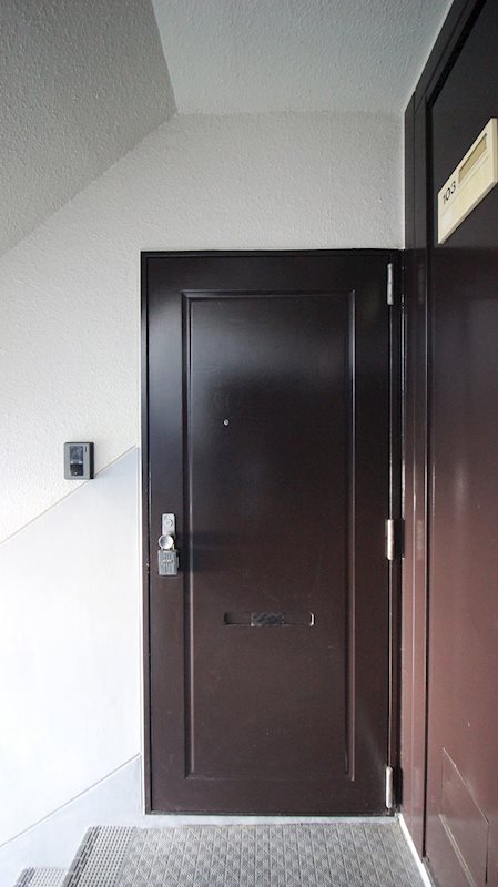 サンパーラ松本 玄関