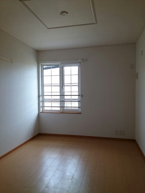 エレガント　レジデンスB ベッドルーム