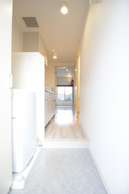 アトレ・ヴィ鷲津 玄関