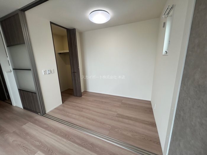 プレジール ベッドルーム