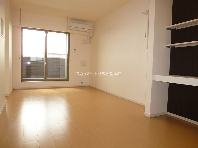 ルビー リビング