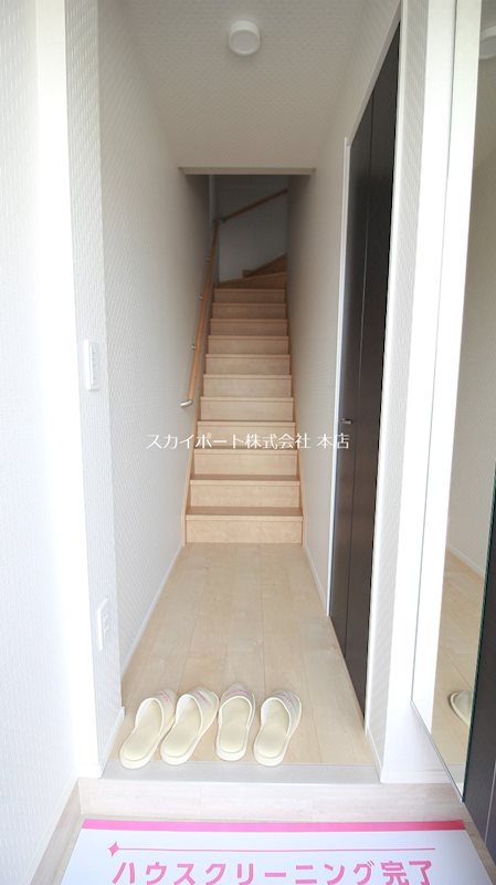 エヌワンド 玄関