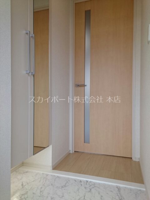 グリシーヌ 玄関