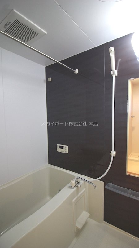 シュッド・エコール 風呂画像