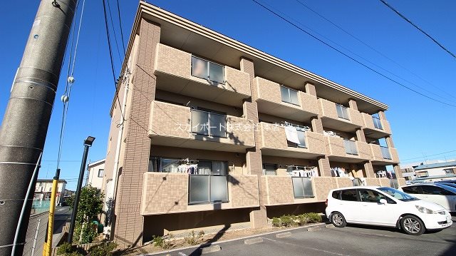 アールウィステリア 102号室 外観