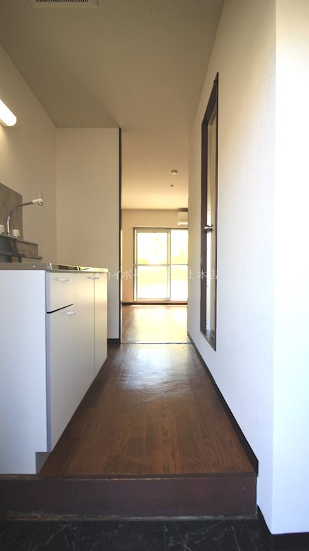 ホワイトロッジ 玄関