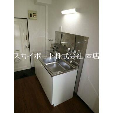 ホワイトロッジ キッチン
