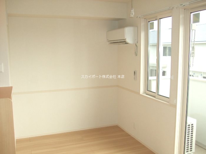 D-room三方原　B リビング