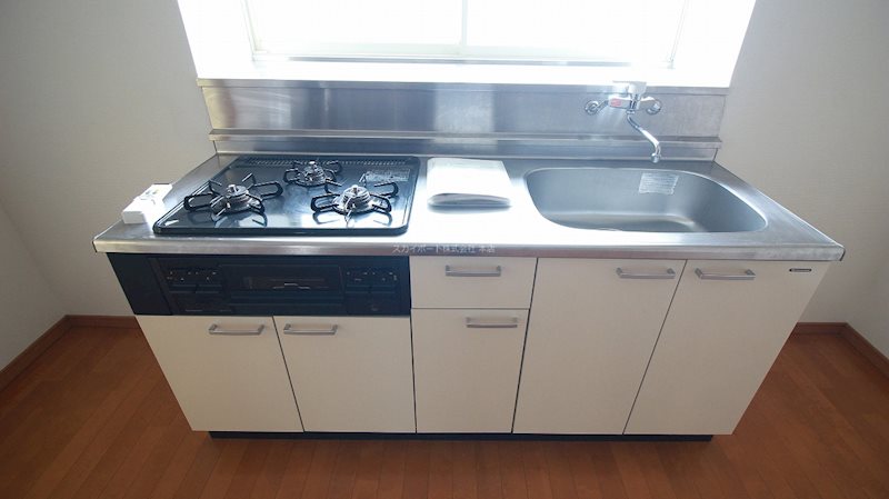 東三方テラスハウス キッチン