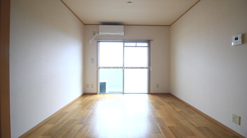 マンション大丸 リビング