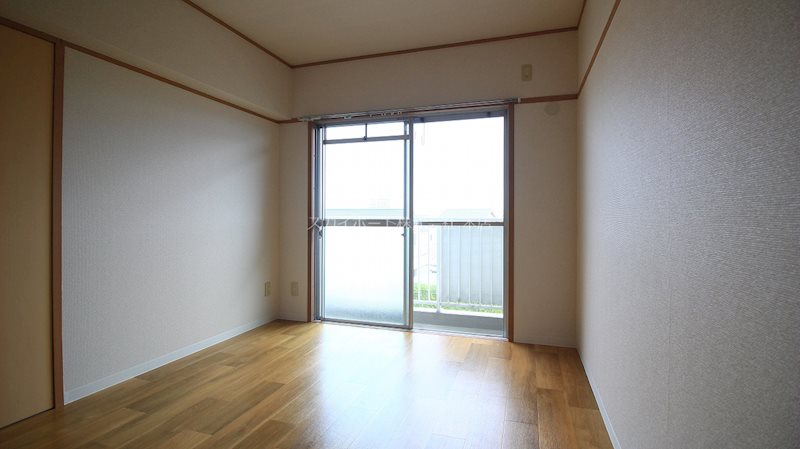 マンション大丸 ベッドルーム