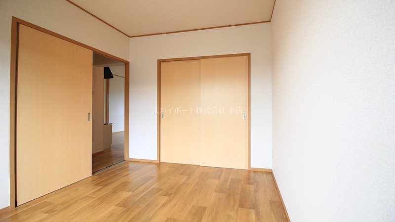 マンション大丸 ベッドルーム