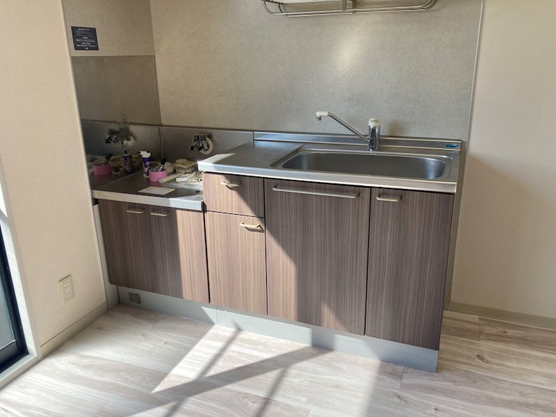 ア・レ・シュロス A キッチン