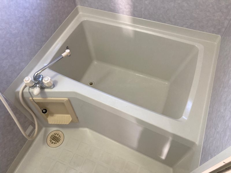 ア・レ・シュロス A 風呂画像