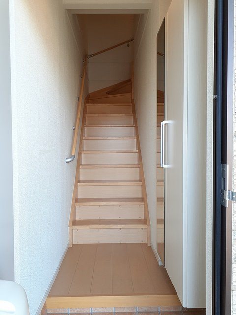 ラ・ルーチェ 玄関