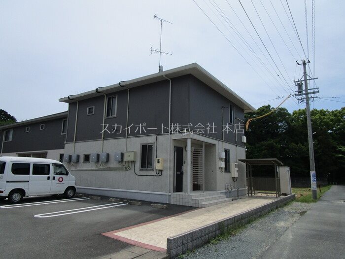 コンソラーレ　カーサC 101号室 外観