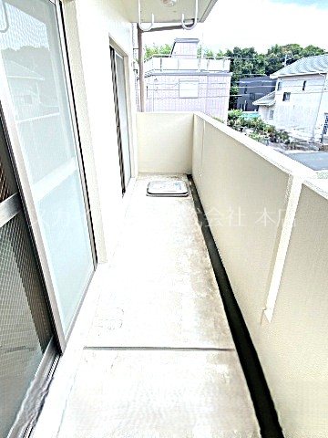 ブライトリー半田山 ベランダ