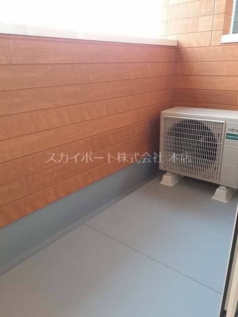 ホルツ　タウン　B ベランダ