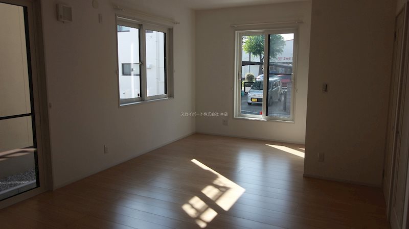 幸四丁目貸家（中） リビング