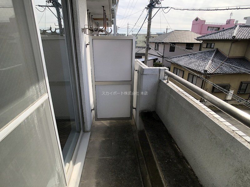 フォーラム和地山 ベランダ