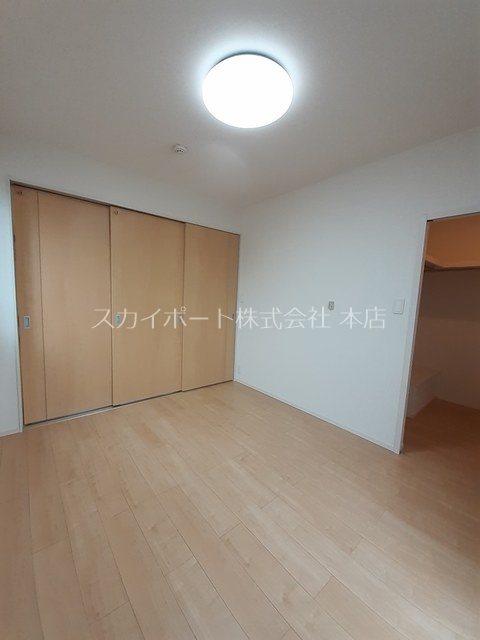 ルチェンテC ベッドルーム