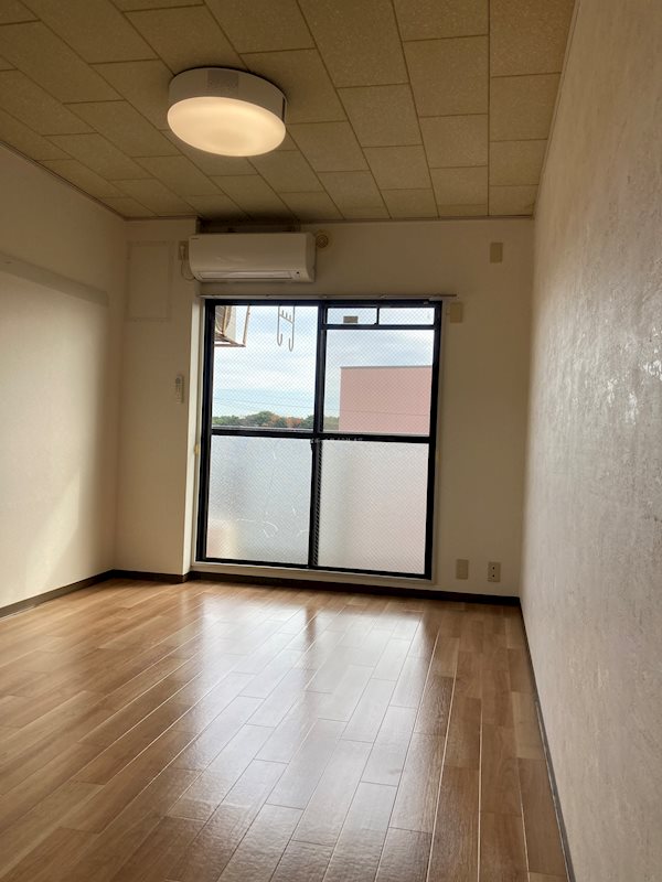 となりの花きゃべつ リビング