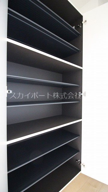 アンビシャス 玄関