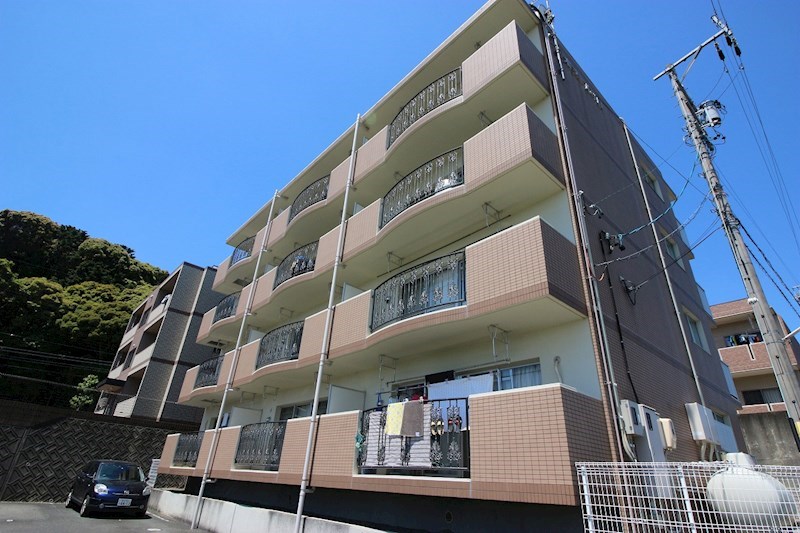 ポヌール半田 402号室 外観