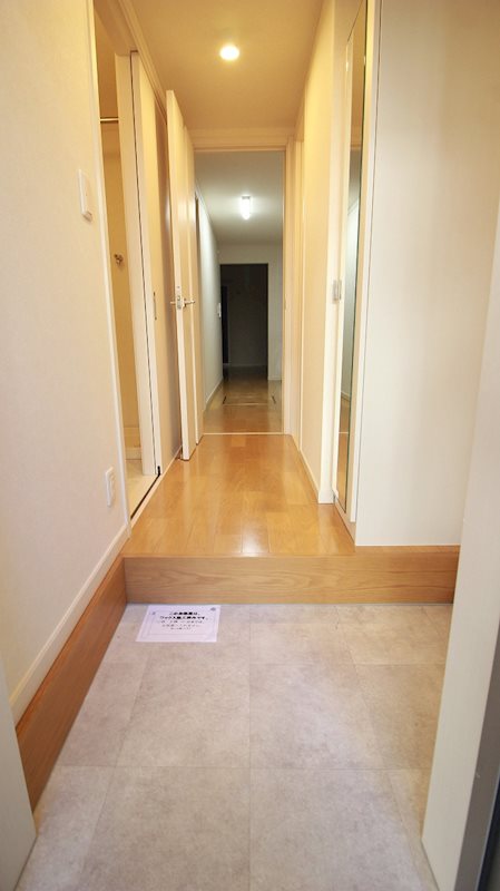 棒屋第４半田ハイツ 玄関