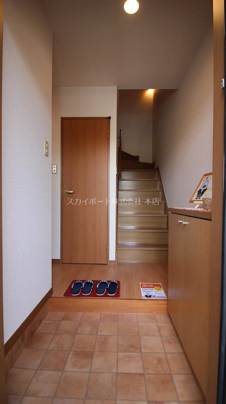 明日香B  玄関