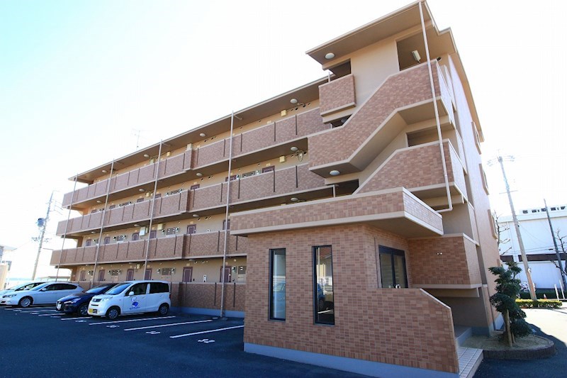 スプランドゥール半田山 外観