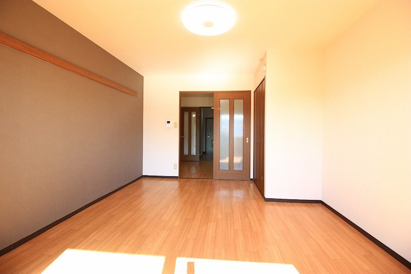 スプランドゥール半田山 リビング