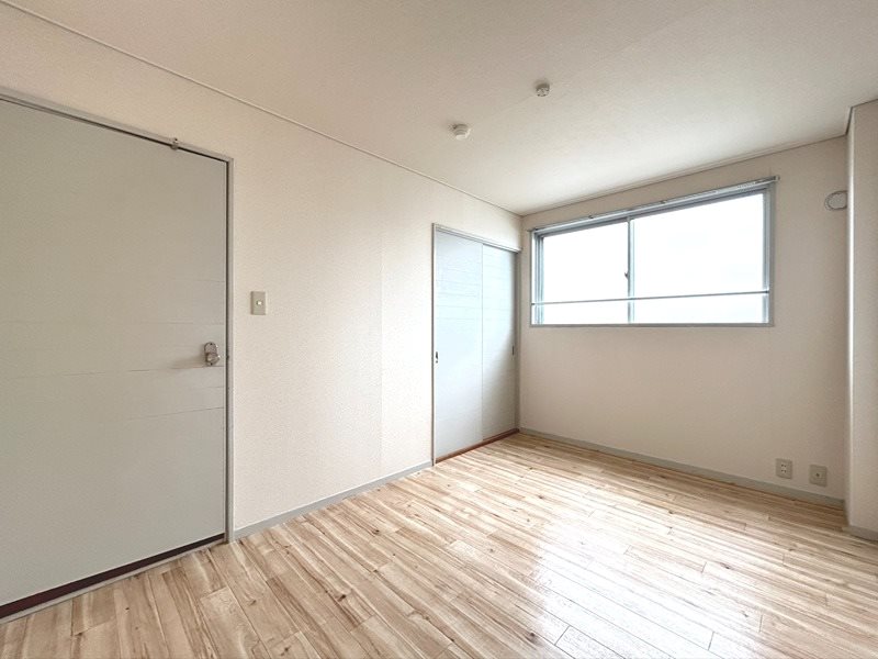 ロイヤルシティⅡ ベッドルーム