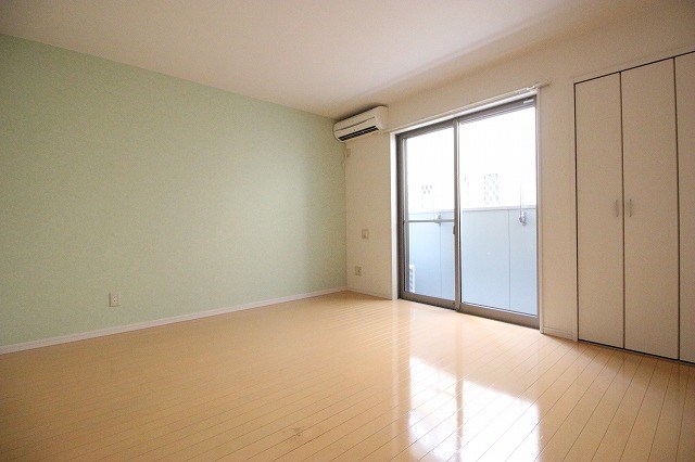 クレフラスト高丘 リビング