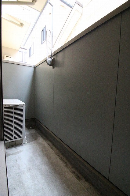 クレフラスト高丘 ベランダ